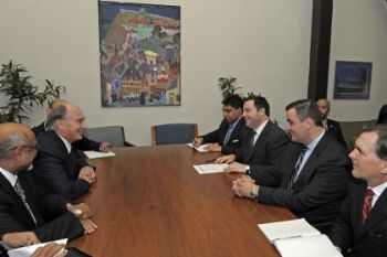Honourable Jason Kenney, Minister of Citizenship, Immigration, and Multiculturalism and Aly Khan Velshi (far end) in discussion with His Highness the Aga Khan at Parliament Hill.  Photo Gary Otte - theismaili.org