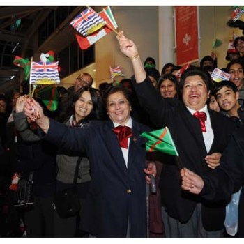 SUN1124N KHAN 02.jpg