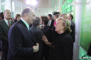 187766-bernadette-chirac-recoit-les-insignes-637x0-2