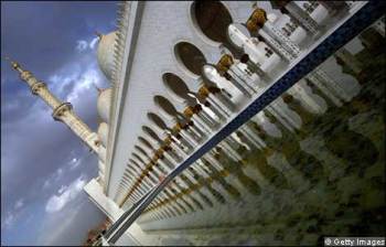 Sheikh Zayed Mosque in the United Arab Emirates Sheikh Zayed Mosque in the United Arab Emirates