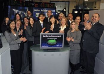 Ismaili Student Faraz Alidina grade 11 opens Toronto Stock Exchange