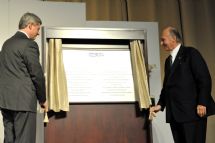 Aga Khan and Canadian PM Perform Foundation of the Ismaili Centre, the Aga Khan Museum and their Park in Toronto | AKDN