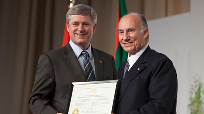 Prime Minister Stephen Harper Welcomes Aga Khan to Canada