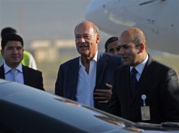 Karzai reaffirms 2014 goal for Afghan-led security | Athens Banner-Herald