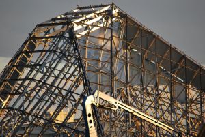 Ismaili Centre Toronto: Inner layer glass going up