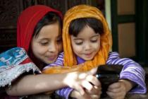 Afghanistan's superhero: mobile phones fight crime, liberate women and enrich the poor | Global Envision