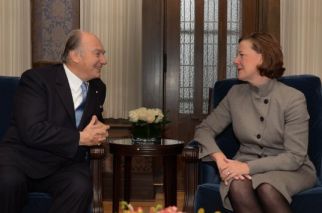The Ismaili: Mawlana Hazar Imam signs agreement between the Ismaili Imamat and the Government of Alberta
