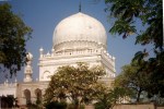 Aga Khan Trust to conserve Qutub Shahi Tombs - Helping to protect cultural tradition of the historic city of Hyderabad India