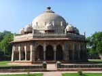320px-Isa_Khan_Niyazi's_mausoleum,_within_Humayun's_Tomb_complex,_Delhi