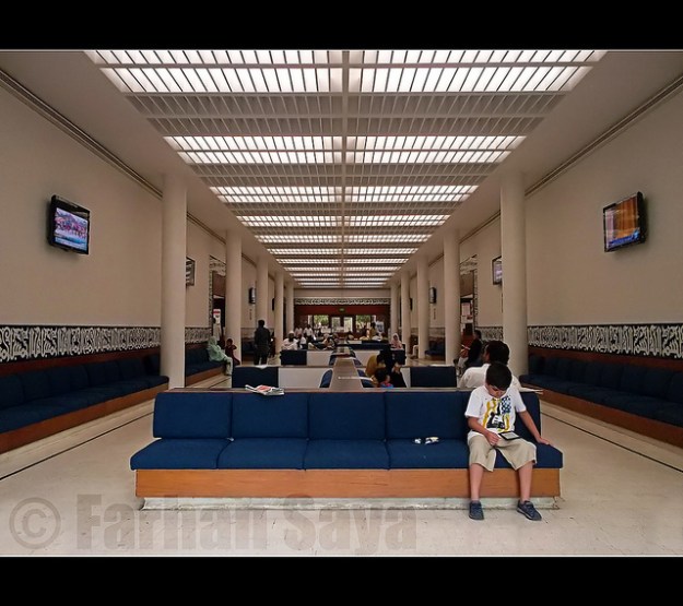 Flickr: Waiting Room - Consulting Clinics at Aga Khan University Hospital, Karachi