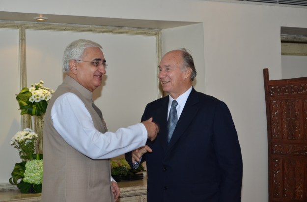 External Affairs Minister Shri Salman Khurshid meeting with His Highness the Aga Khan, in New Delhi