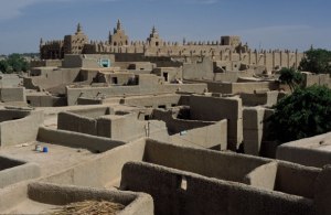How the City of Mud Stays Standing: Meet the Masons of Djenné, Mali | ArtsIslamica
