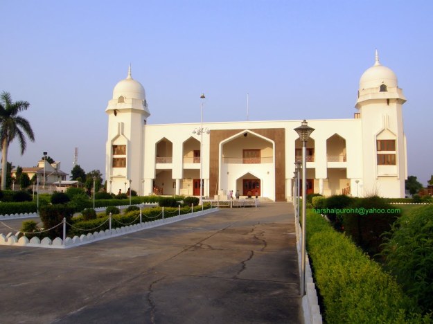 Ismaili Jamatkhana, Methan, India