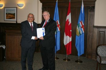 Mansoor Ladha: Calgary journalist receives Gov. Gen. award Mansoor Ladha: Calgary journalist receives Gov. Gen. award