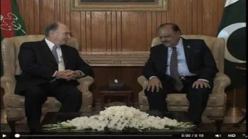 President of Pakistan, Mamnoon Hussain lauds social services of Prince Karim Aga Khan