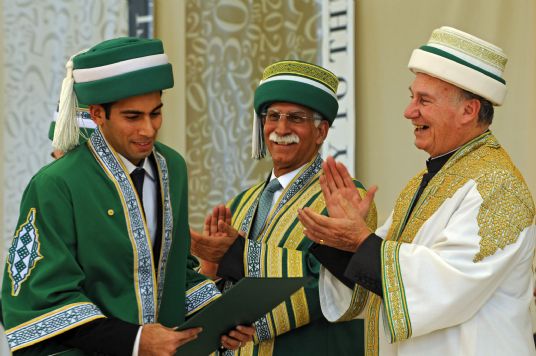 Karachi: 30th convocation of Aga Khan University held, 367 graduates get degrees