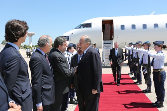TheIsmaili.org: Mawlana Hazar Imam arrives in Portugal ahead of North-South prize ceremony