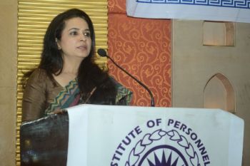 Dr. Farida Virani leads the conference of Association of HR Professionals in India