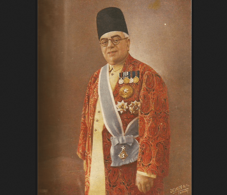 Aga Khan III in full regalia