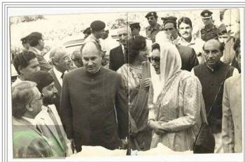 Historical Photograph: His Highness the Aga Khan with Prime Minister of Pakistan