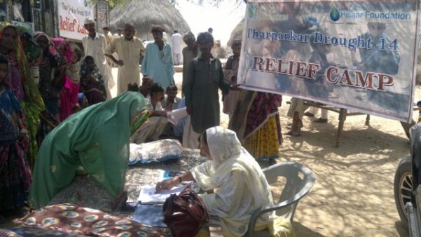 Serena Hotels donates Rs. 3 million to Hisaar Foundation for Thar drought relief