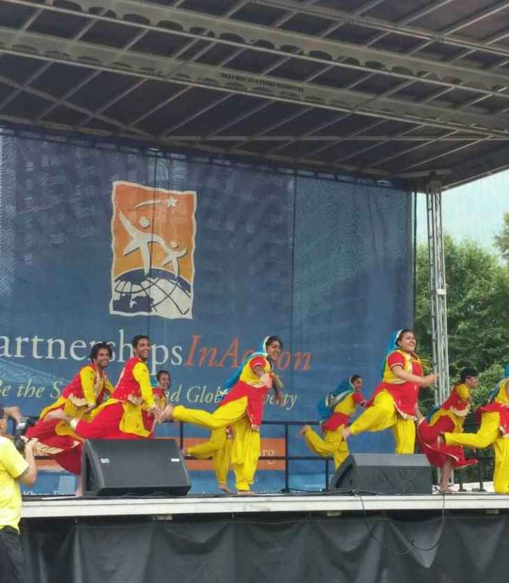 Emory Karma (Punjabi Bhangra dance)