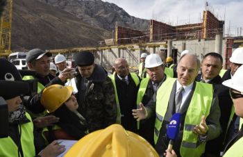 Chancellor University of Central Asia, His Highness the Aga Khan Reviews Progress of Naryn Campus