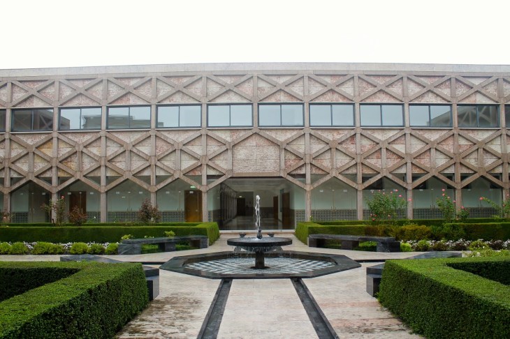 Ismaili Centre Lisbon via Raj Rewal - Frederick Architects - Valsassina PROAP (Photo Rachel Ferraz Nunes)