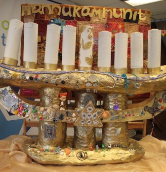 Vancouver Talmud Torah students build interfaith connections and learn about Ismaili Holidays (Image Jewish Independent)