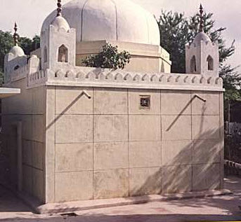 Saiyada Imam-Begum composed Ginans