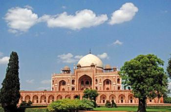 Inspired by baolis , the museum, with a built-up area of 9,000 sq. m., will be constructed byThe Aga Khan Trust for Culture