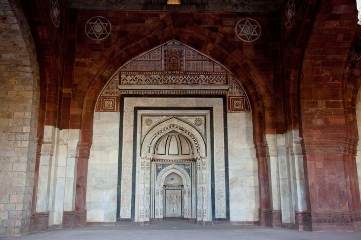 The mihrab inside the mosque in Purana Qila. Photograph Alamy via The Guardian