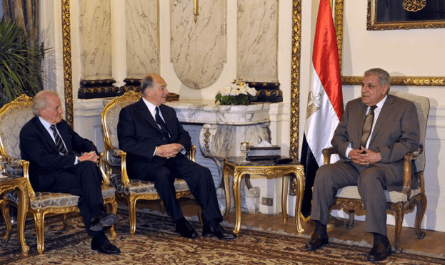 His Highness the Aga Khan meeting with Prime Minister Ibrahim Mahlab of Egypt on 2 May 2015. (Image credit: Government of Egypt via AKDN)