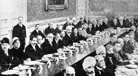 His Highness Aga Sir Sultan Muhammad Shah, Aga Khan III and Quaid-i-Azam Mohammad Ali Jinnah at the Round Table Conference in London, 1931 (Image credit: Amaana.org)