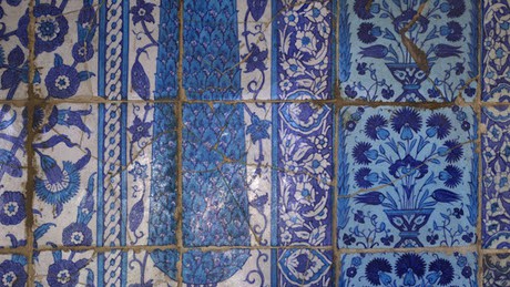 Iznik tile
