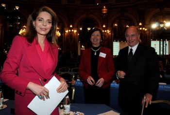 Queen Noor of Jordan (L) Mary Robinson (C) and Prince Karim Aga Khan (R) attend the International "Global Zero" Summit Against Nuclear Weapons at Hotel Intercontinental on February 2, 2010 in Paris, France. (Feb. 1, 2010 - Source: Pascal Le Segretain/Getty Images Europe)