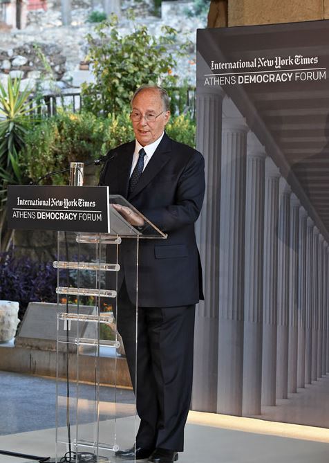 His Highness the Aga Khan delivering the Keynote Address to the 2015 Athens Democracy Forum. - Photo: AKDN / Gary Otte