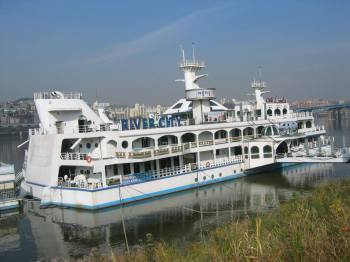 Sultan Jessa: South Korea is a forward­ thinking country with a can­ do attitude!