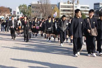 Sultan Jessa: South Korea is a forward­ thinking country with a can­ do attitude!