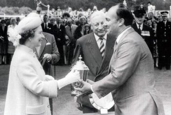 Her Majesty Queen Elizabeth II and His Highness Prince Karim Aga Khan IV at Ascot after Shergar’s victory in the King George VI Queen Elizabeth Stakes (Photo by Getty Images)