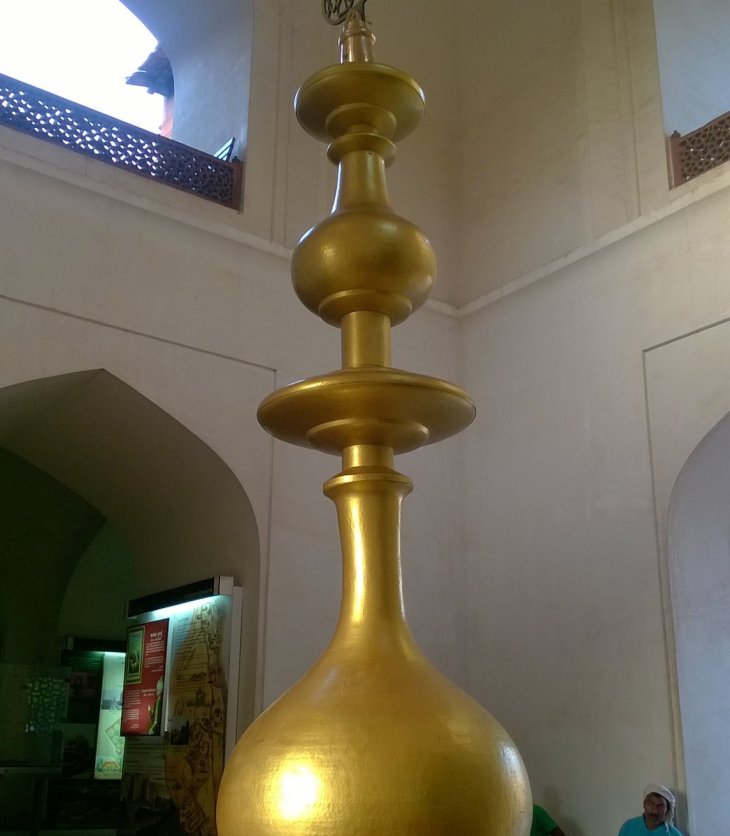 A Close Look at recently Installed Gold Finial of Humayun Tomb