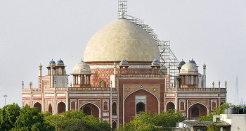 Restored by the Aga Khan Trust for Culture, Humayun's tomb gets a 24-carat gold crown
