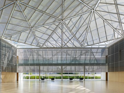 Delegation of Ismaili Imamat, Ottawa. Image: RAIC Architecture Canada