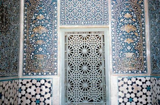 Geometric patterns in Islamic art emphasised unity and order – Ismailimail