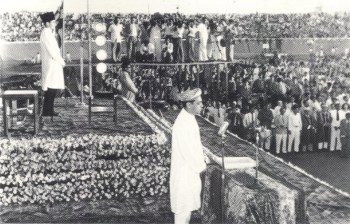 Masnadnashini, Bombay, 1958. Photo: 25 Years in Pictures