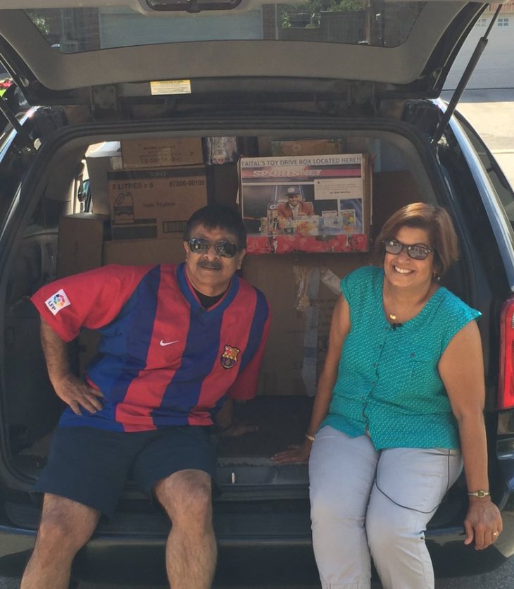 Sportsnet's Faizal Khamisa delivers 100+ Boxes of Toys to SickKids, interviews parents