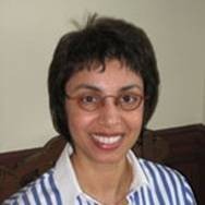 Dr. Rosemin Kassam receives Dean's Convocation Medal from Simon Fraser University