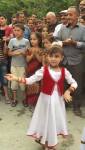 Tajikistan-kids-dancing