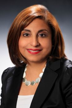CEO Nasim Somani presents on 'Leadership in Business' at University of Toronto