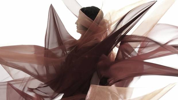 Review: Against The Grain’s Ayre is a vital reminder that unity is possible | The Globe and Mail